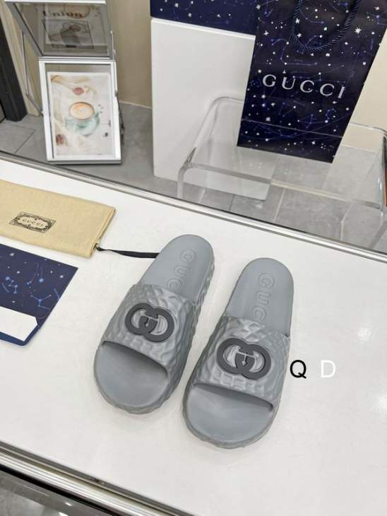 Picture of Gucci Slippers _SKUGuccisz35-44Q01901865